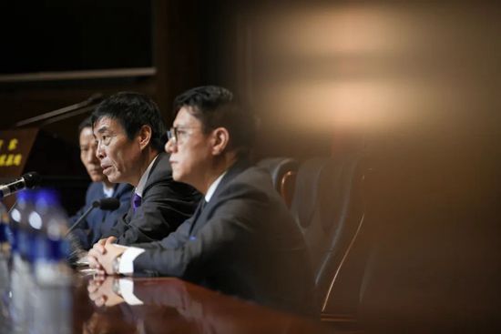 亚洲精品字幕一区二区三区